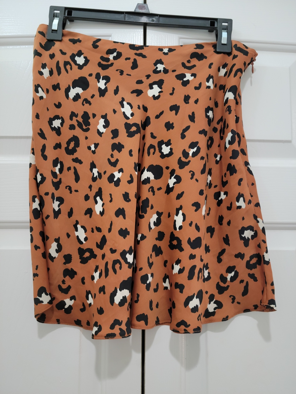Urban Outfitters Leopard Print Flowy Mini Skirt - Picture 3 of 8